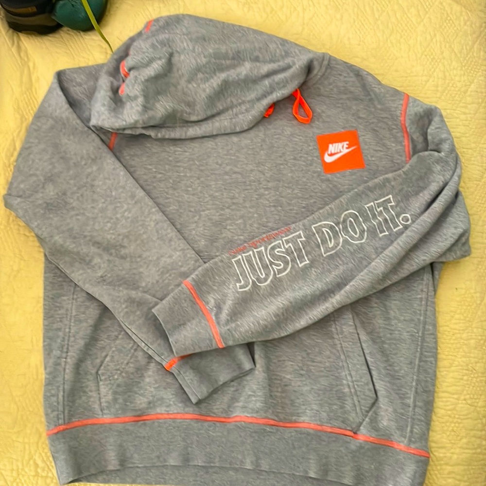 Nike hoodie